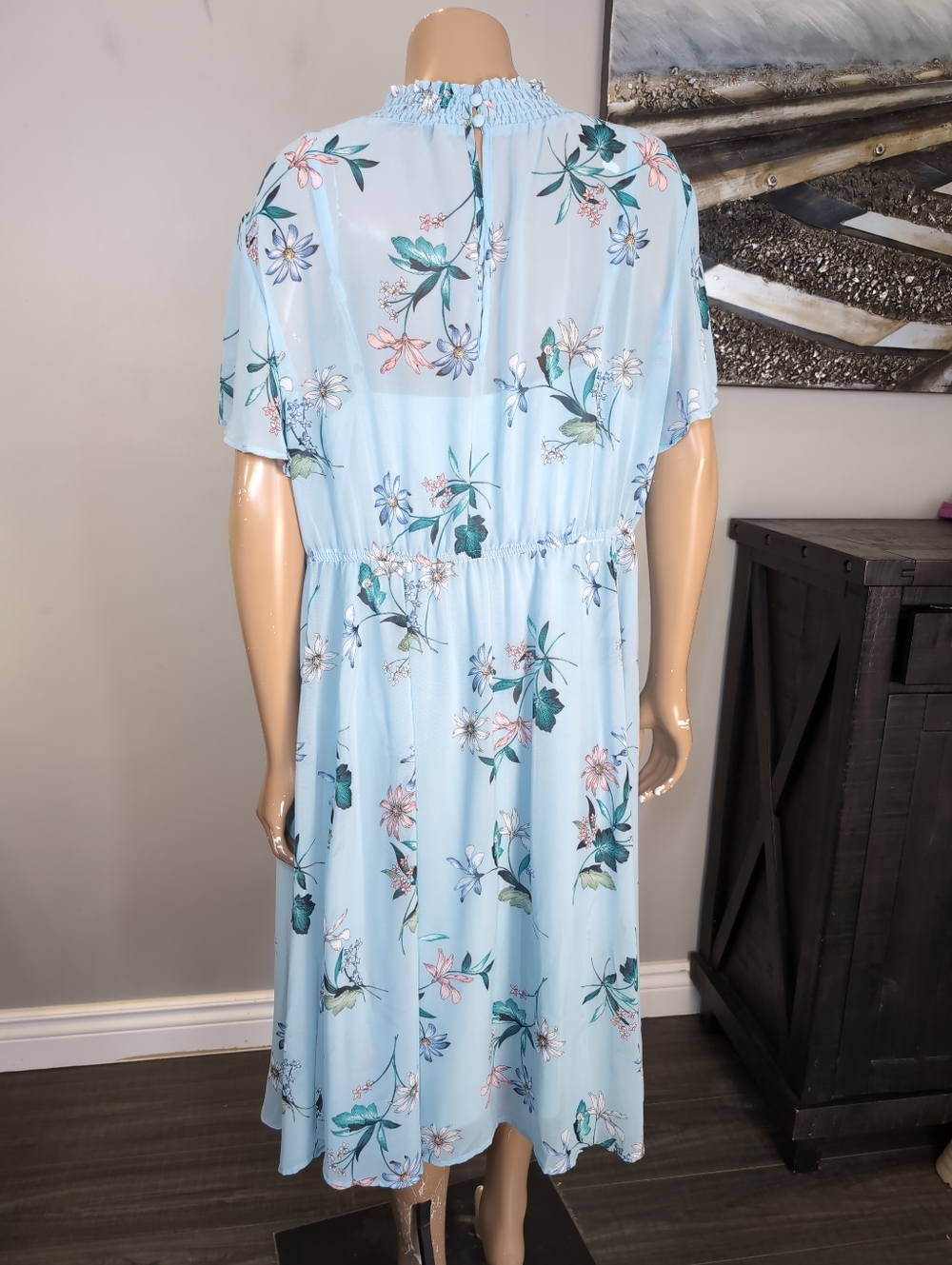Torrid Blue Floral Chiffon Spring Dress Smocked Neck Flutter Sleeve Size 3 / 3X - Picture 9 of 16